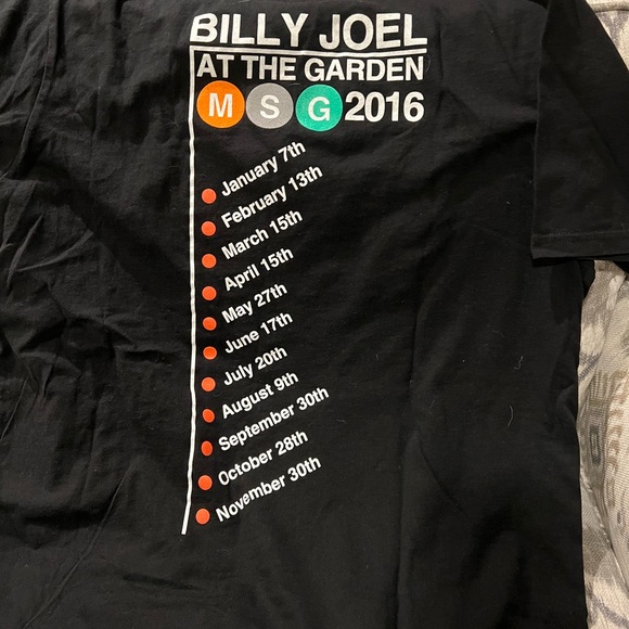 Authentic Billy Joel MSG 2016 Concert T-Shirt - Picture 2 of 3